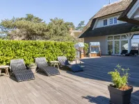 Strandhaus Ahrenshoop Hotels in Ahrenshoop