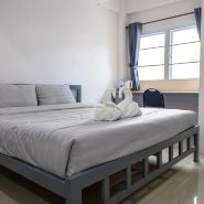 Phetnamnueng Apartment