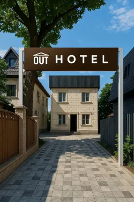 QUT Hotel - Mountain view