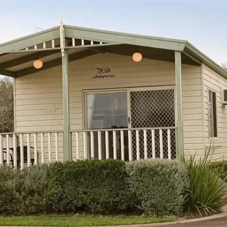 Nrma Warrnambool Riverside Holiday Park