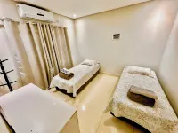 Residence with swimming pool and barbecue, very large and cozy house  호텔