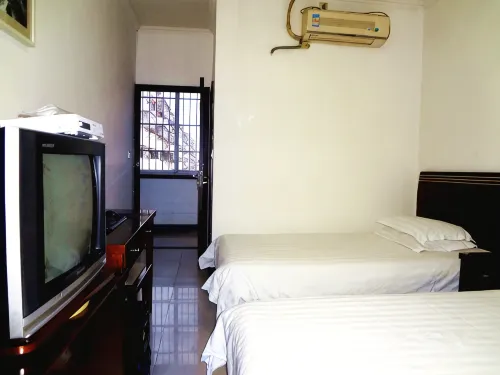 Anqing Yulong Hotel