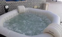 Dar El Goulli - Hot Tub
