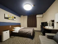 Isahaya Daiichi Hotel - parking