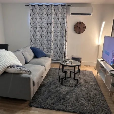 Tynnah’s Place Отели в г. Ривервью