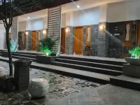 Kaliu Kostel Pacitan Hotéis em Pacitan