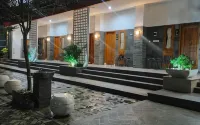 Kaliu Kostel Pacitan