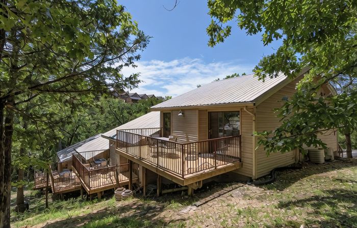 Table Rock Lake Cabin Getaway! Close to Lake, SDC, Showboat, and more!