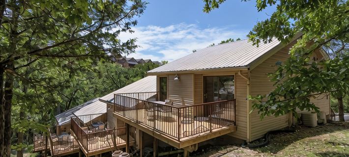 Table Rock Lake Cabin Getaway! Close to Lake, SDC, Showboat, and more! Hotels in Stone County