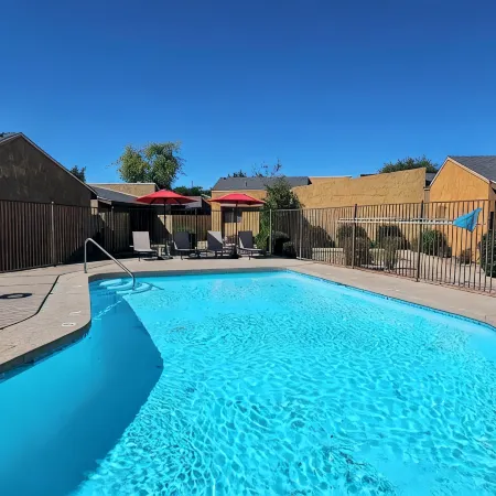 Stylish Southwestern Condo for your spring training & ASU headquarters.