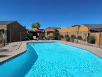 Stylish Southwestern Condo for your spring training & ASU headquarters. - 방갈로