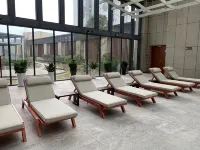 Howard Johnson Hot Spring Resort Anshun - 5-Star