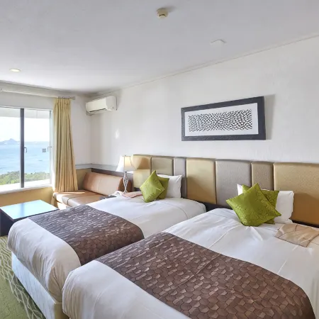 Royal View Hotel Churaumi