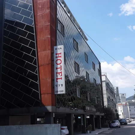 Win Hotel