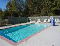 Super 8 by Wyndham Statesboro