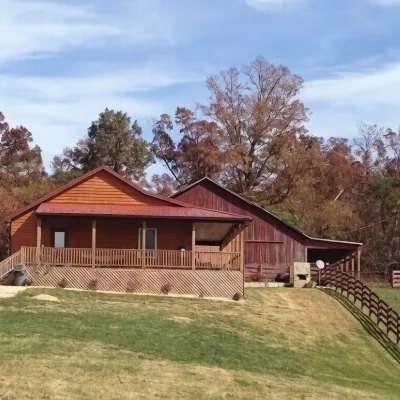 Cozy Cabin with Beautiful Mountain Views Near Shenandoah National Park in Luray - Mountain view