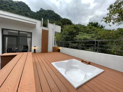 Sla Ulay 우라이구 호텔