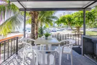 Beachboy Chalet by the Beach