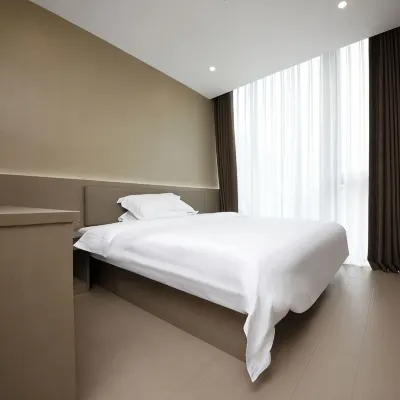 Mo Fashion Hotel (Zhangyicun) Hotels near Lu Gou Bridge