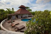 Chalicha Resort - Pool