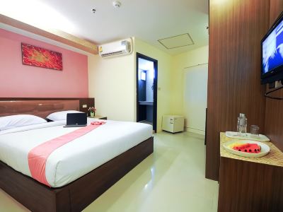 Royal Express Inn