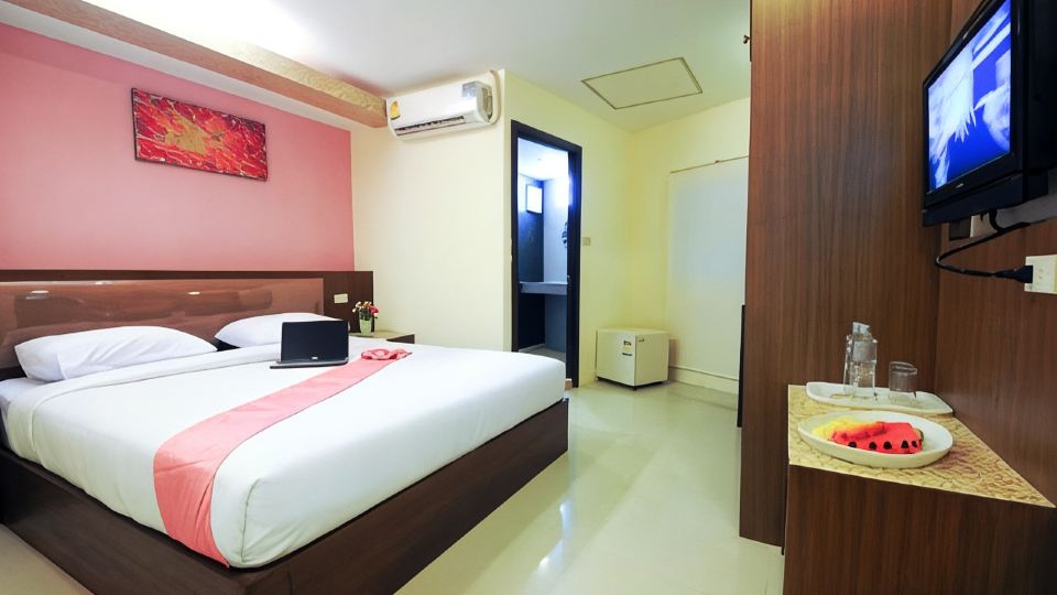 Royal Express Inn