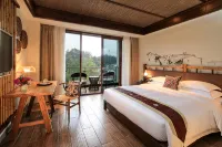 Qiyun Mountain Baiyue Resort Hotel