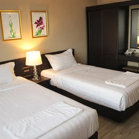 Taris Art Hotel Phrae