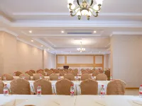 Vienna Hotel Emei Mountain high-speed railway station Maluqiao Street Hotels in Emeishan City