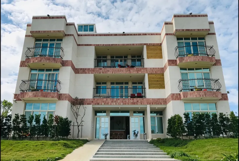 墾丁白沙灣玹玹映月渡假旅店