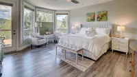 Gorgeous Mountain  View Home in Premier Missoula Neighborhood with 6 Bedrooms! - 5-Star