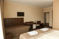 Arl Hotel のホテル
