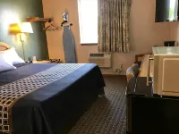 Travelodge by Wyndham Worland - 2-Star
