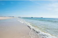 Spectacular, Unobstructed Beach Views! Newly Updated and Renovated Condo. - Private Pools
