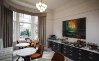 Boutique 50