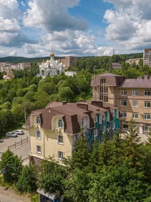 Bellmont Hotels in 