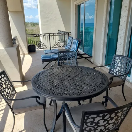 403 Landmark Resort Cozumel luxury beachfront condo, oceanview, snorkel paradise