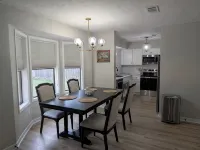 Beautiful 3/2 Home, quiet location, close proximity to Texas A&M University - 民宿