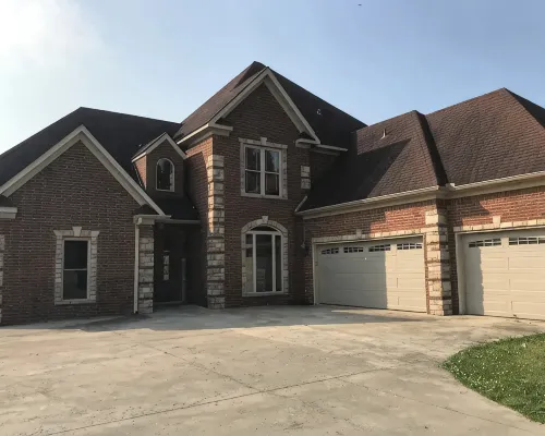 Spacious 5-bedroom house in lovely Blytheville with WiFi, fitness room Hotel di Blytheville