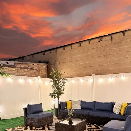 NEW! 3BR/2.5 Bath/15min-NYC /5min-PATH Train, Yard, Gameroom, Parking- SLEEPS 12