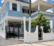 NIZA’S PLACE—Cozy Mountainside Villa with Ocean view. Ξενοδοχεία στην πόλη 