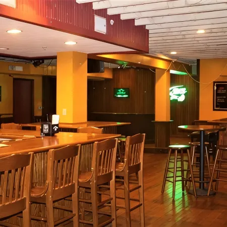 Waynebrook Inn