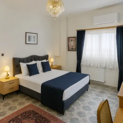 Palm Villa Büyükada Hotels near دير سانت جورج