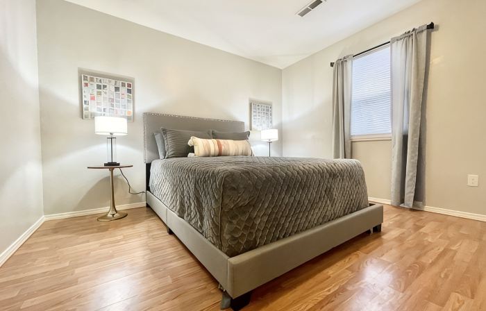 The Bella-922