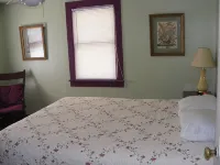 Cottage On Famous Chincoteague Island-Famous Wild Ponies