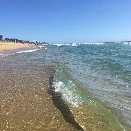 Beach 250Meters, Luxury Upmarket 2B2B, Ocean Views!! Steps to Buddina Beach! Hotels in Buddina