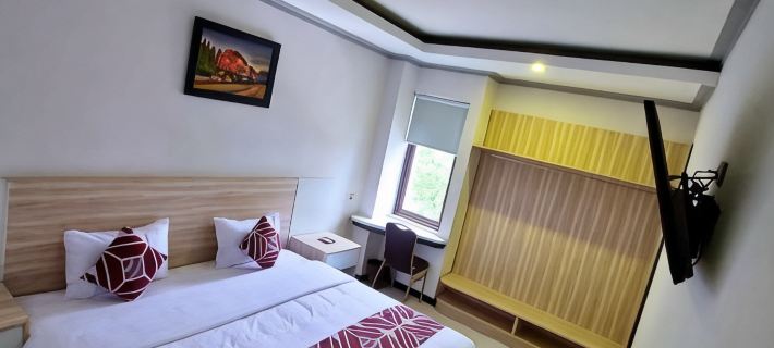 Hyper Inn Hotels in Andir