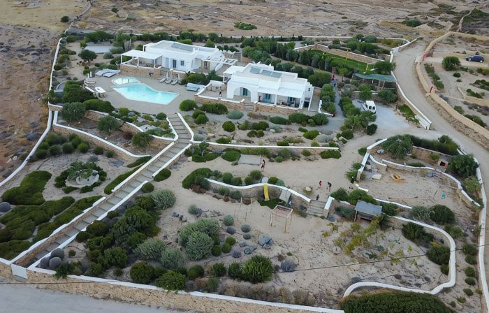 2 luxury villas complex with private pool, gym,spa & unrivalled view