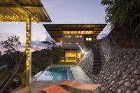 Fantastic Whale's Tail View, Private, Modern Villa with Pool & River Access - Villas