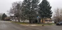 Fully remodeled corner home, 3 blocks from Main Street and across from the park. - 3 stjerner